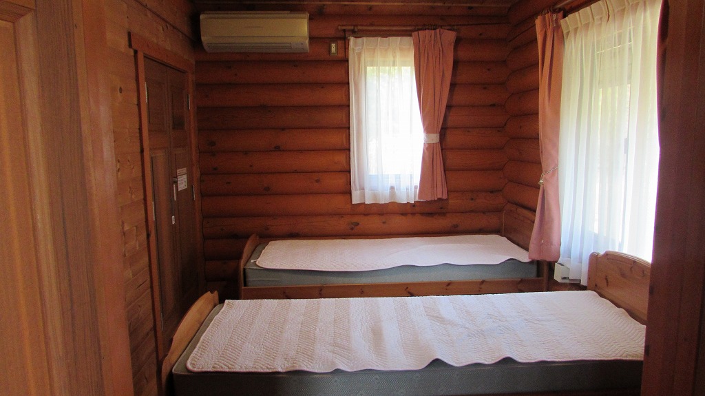 1階寝室(洋室タイプ)